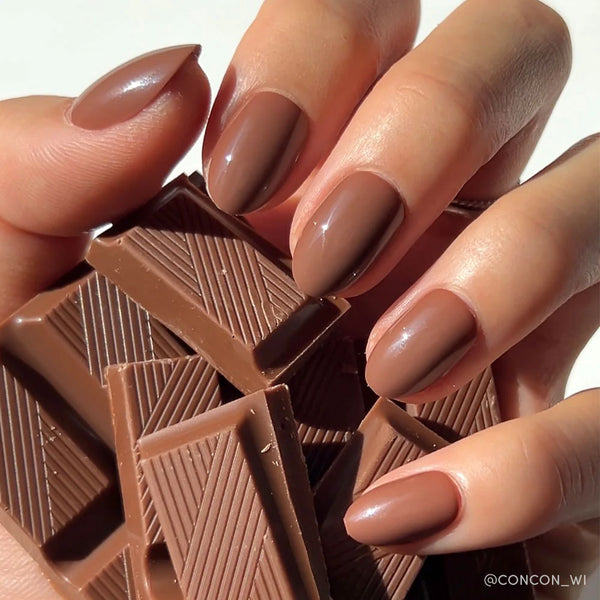 Glamnetic - Press On - Chocolate Brown Short Oval