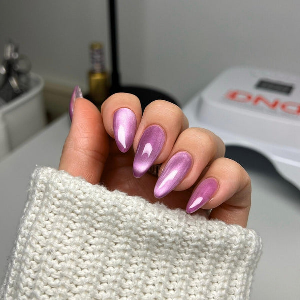 DND - Diva 9D Cat Eye - Glassball - Knead Affection #09