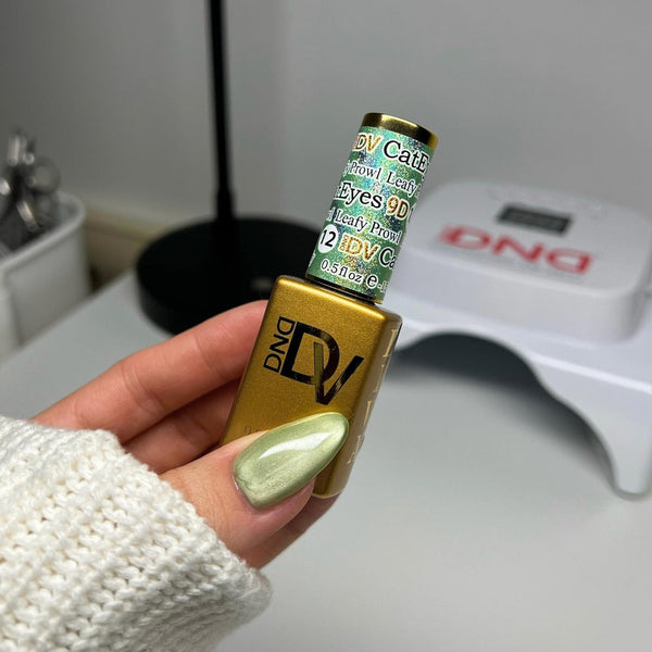 DND - Diva 9D Cat Eye - Glassball - Leafy Prowl #12