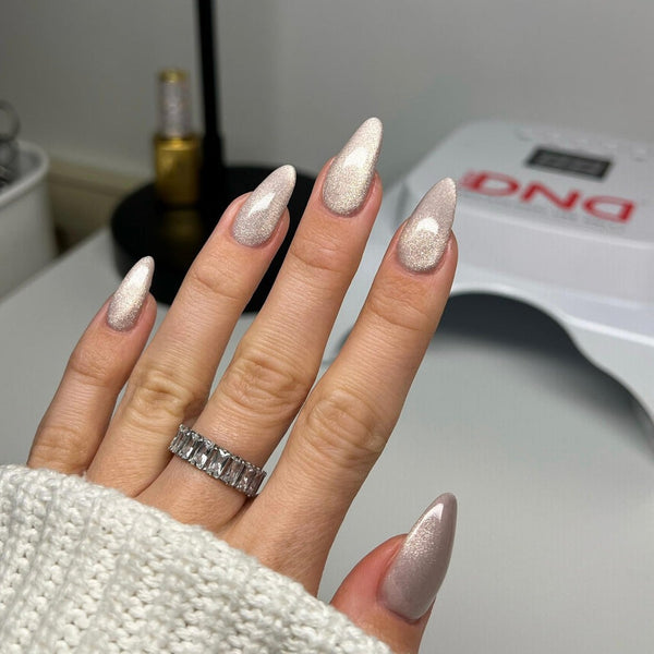 DND - Diva 9D Cat Eye - Daydream - Sun Patch #26