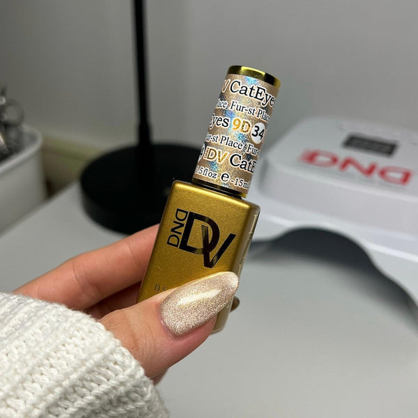 DND - Diva 9D Cat Eye - Daydream - Fur-St Place #34