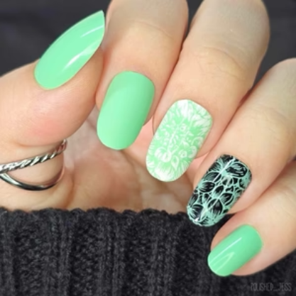 Maniology - Stamping Nail Polish - Fresh Start: Bloom (B545) - Green Cream