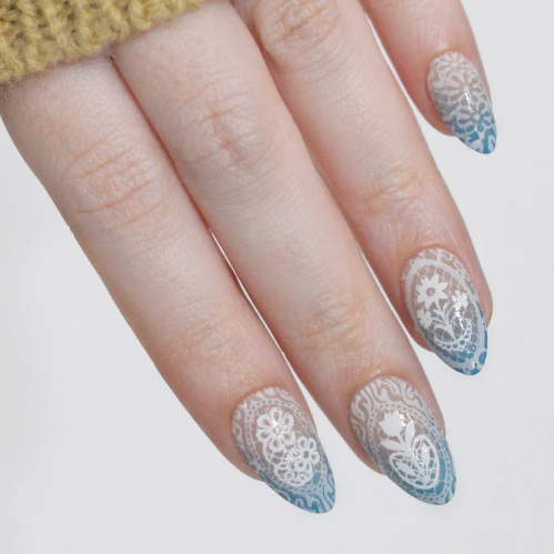 Maniology - Stamping Plate - Heritage Lace (M687)