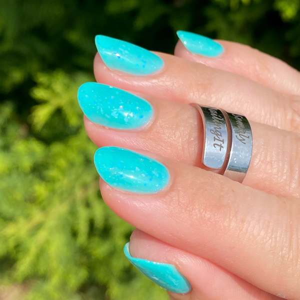 Loud Lacquer - It’s Giving... Birthday 0.45 oz