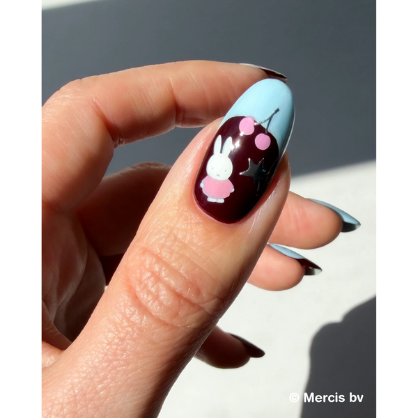 Deco Beauty - Nail Art Stickers - Miffy's Rainy Day