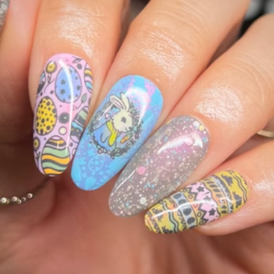 Maniology - Stamping Plate - Bunny Bliss (M562)
