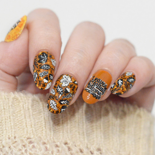 Maniology - Stamping Plate - Give Thanks (M536)