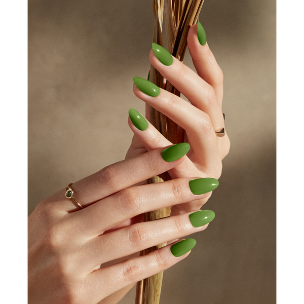 CND - Vinylux Crisp Green 0.5 oz - #363