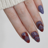 Maniology - Stamping Plate - Fit for a Queen  (M686)