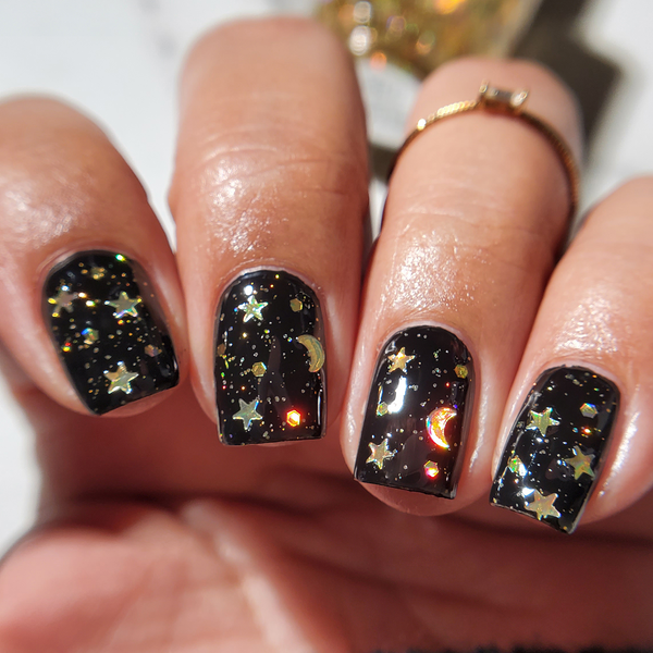 KBShimmer - Nail Polish - Moon A Little Closer Topper