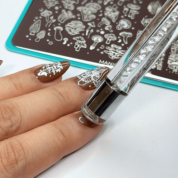 Maniology - Nail Tool - Dual-Ended Pencil Stamper & Clean-up Brush