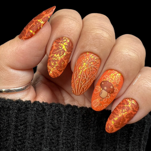 Maniology - Falling Leaves (M424) - Nail Stamping Plate