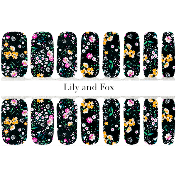 Lily and Fox - Nail Wrap - Daring Floral
