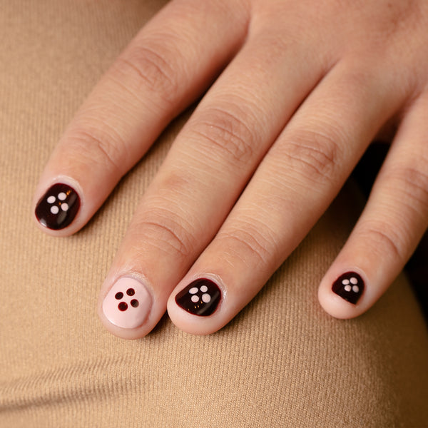 Sundays - Nail Polish - No. 19